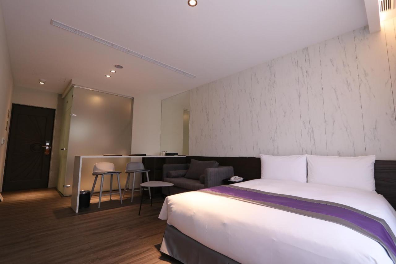 Hotel Hesper Hsr Taichung Exterior photo