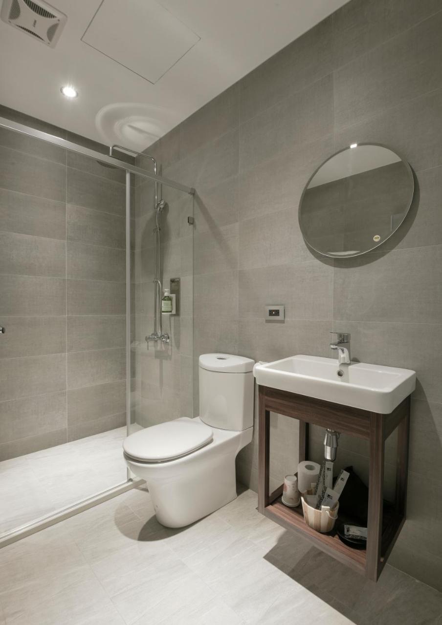 Hotel Hesper Hsr Taichung Exterior photo