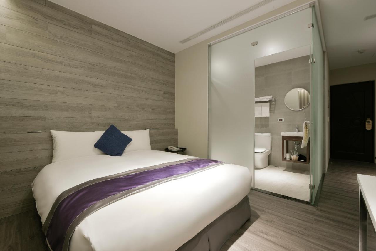 Hotel Hesper Hsr Taichung Exterior photo