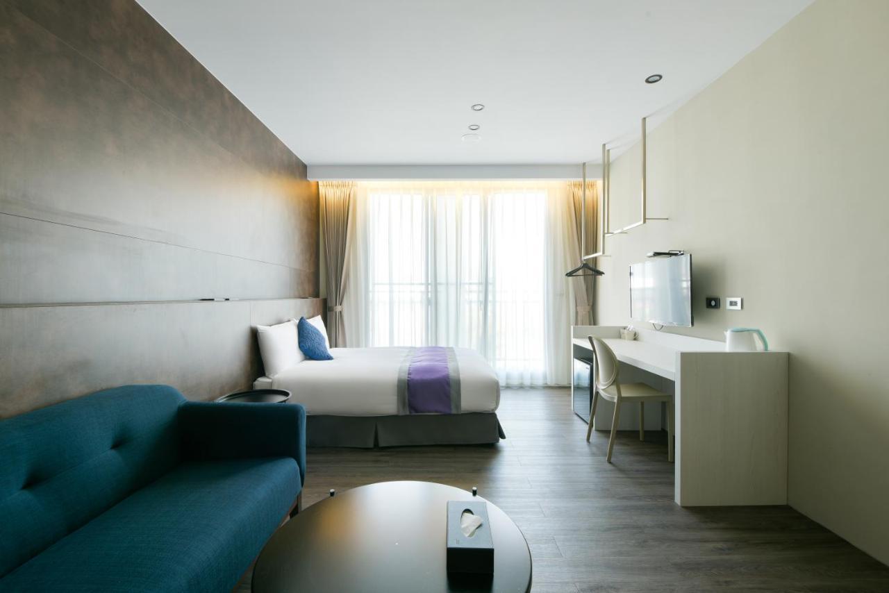 Hotel Hesper Hsr Taichung Exterior photo