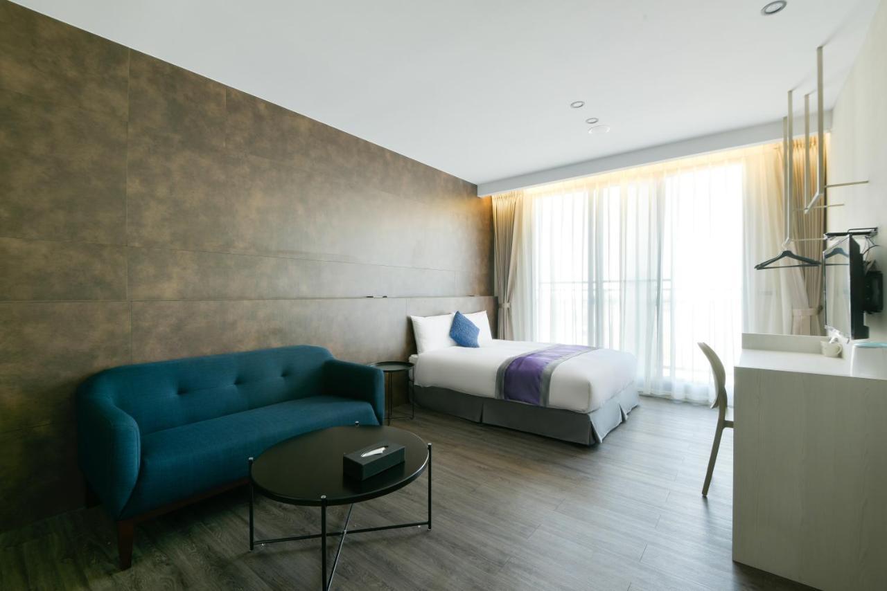 Hotel Hesper Hsr Taichung Exterior photo