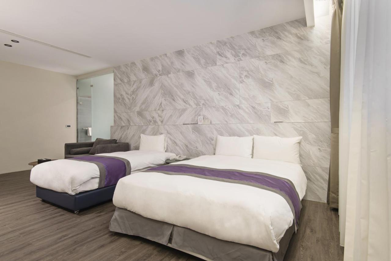 Hotel Hesper Hsr Taichung Exterior photo