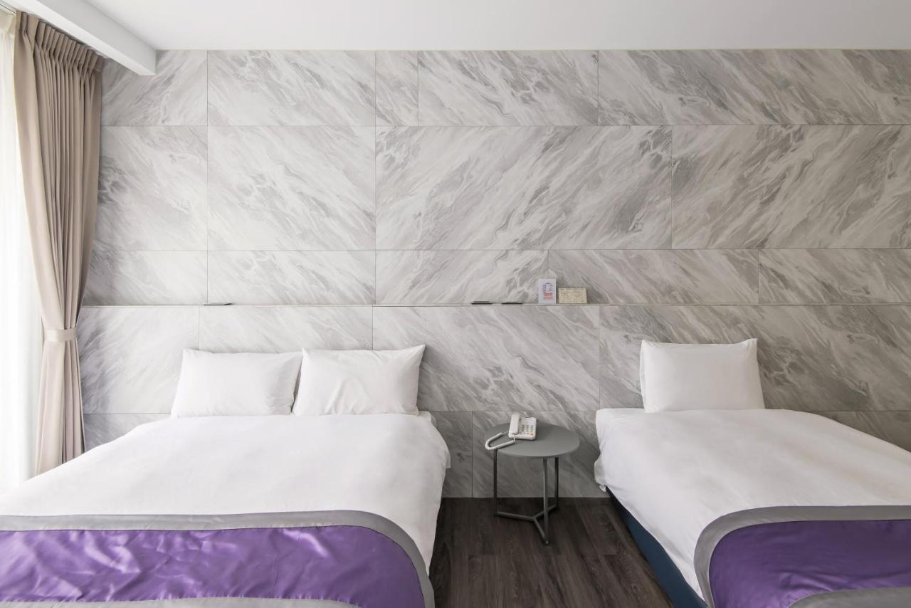 Hotel Hesper Hsr Taichung Exterior photo