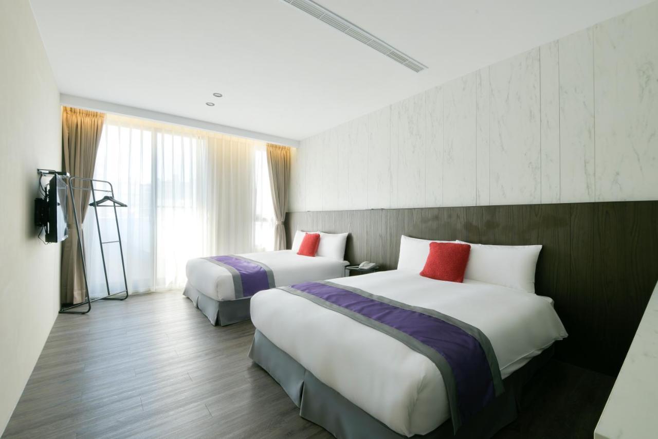 Hotel Hesper Hsr Taichung Exterior photo