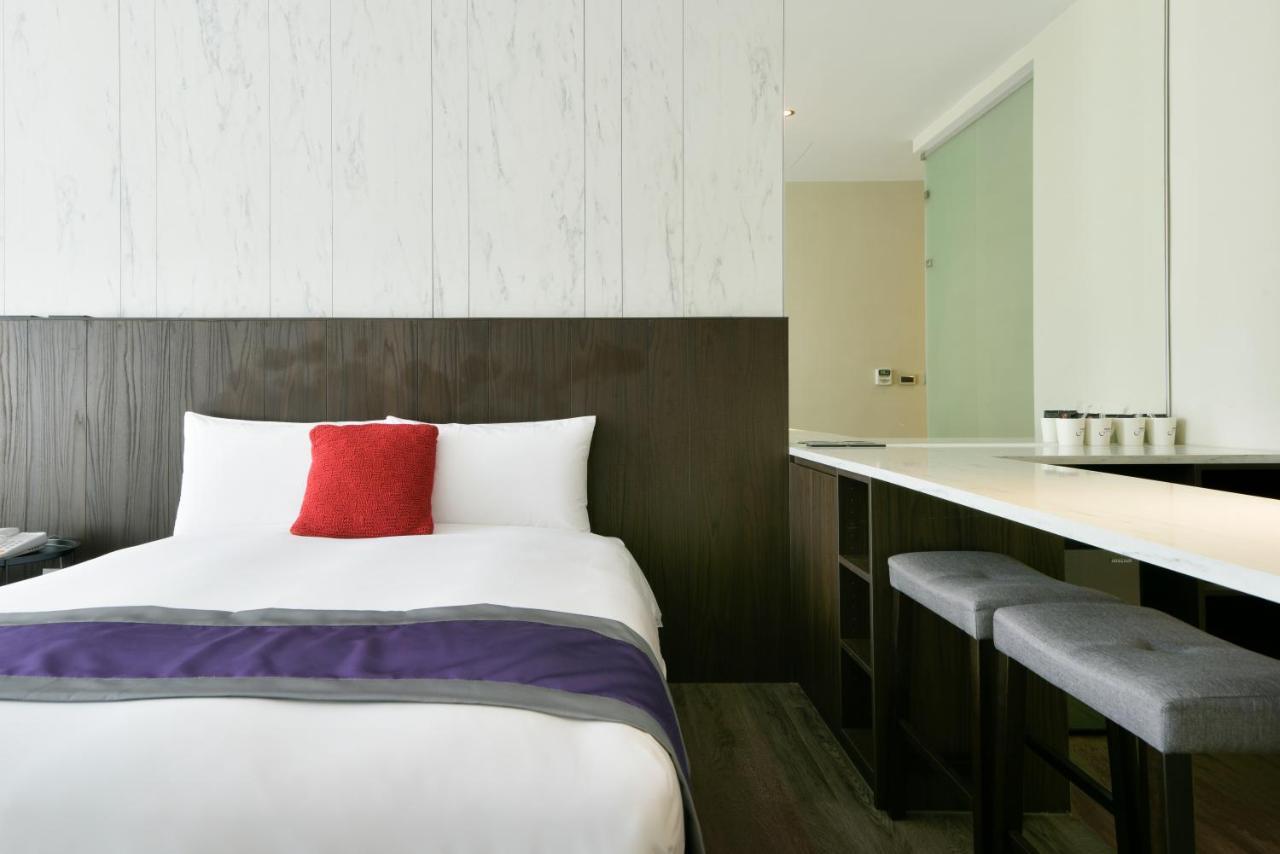 Hotel Hesper Hsr Taichung Exterior photo