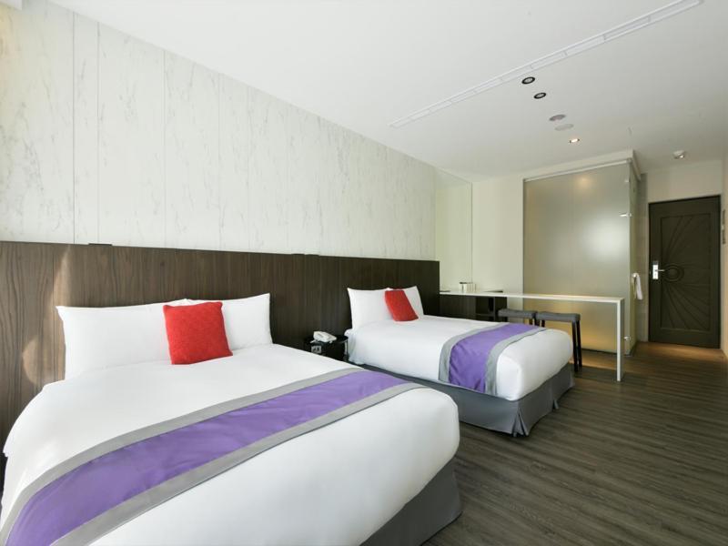 Hotel Hesper Hsr Taichung Exterior photo