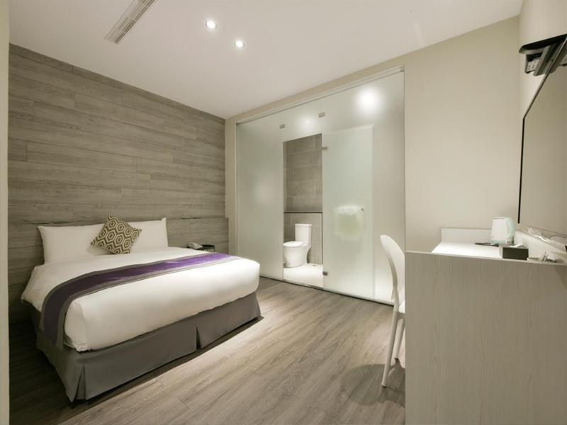 Hotel Hesper Hsr Taichung Exterior photo